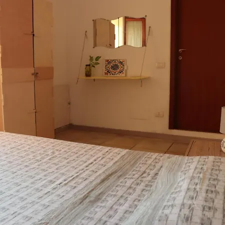 Sardinia Hostal Quartu SantʼElena