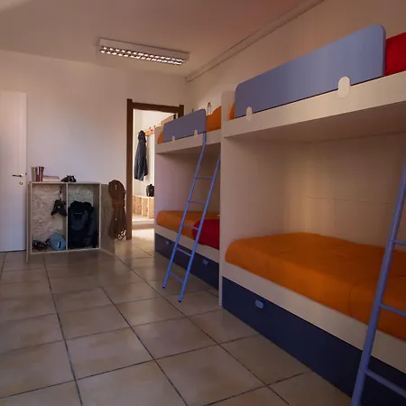 Sardinia Хостел *