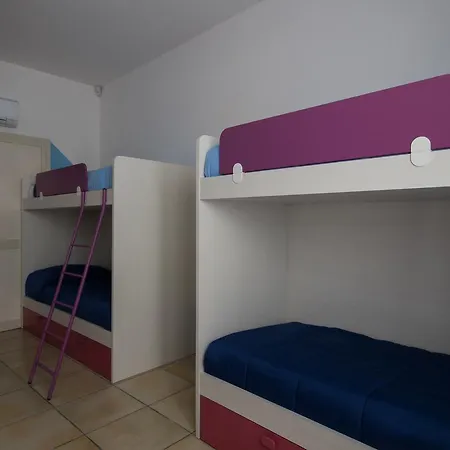 Sardinia Hostal Quartu SantʼElena