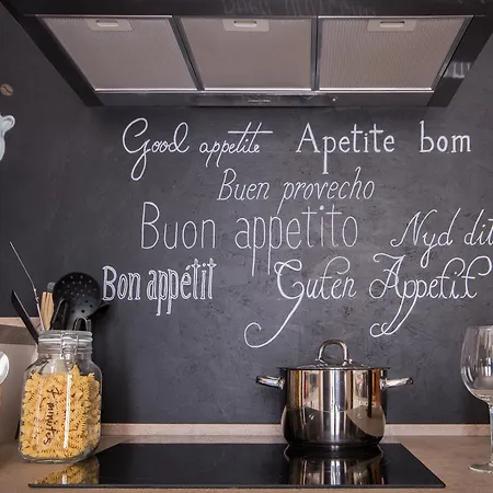 Sardinia Hostal *
