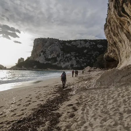 Sardinia Хостел Куарту-Сант'Элена